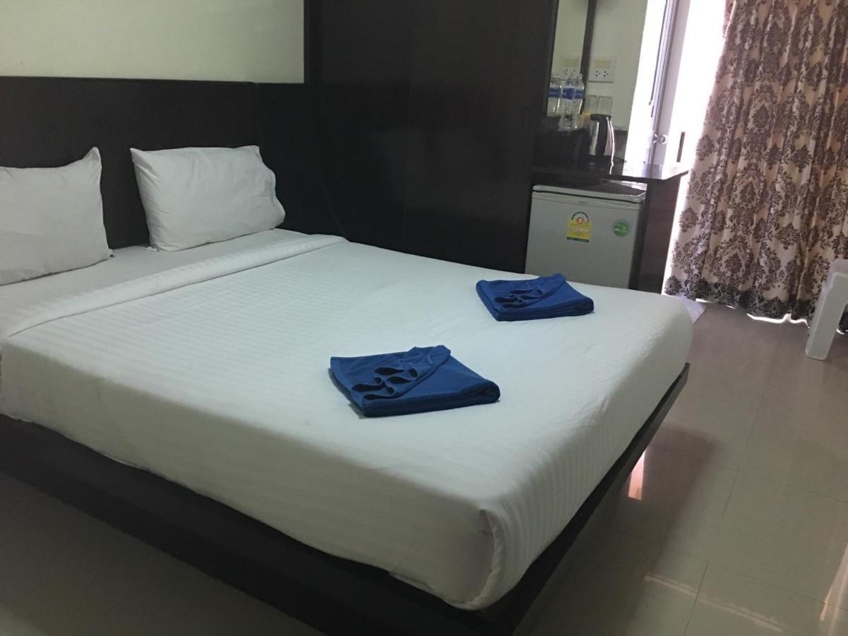Готель Blueskyhouse Patong Екстер'єр фото