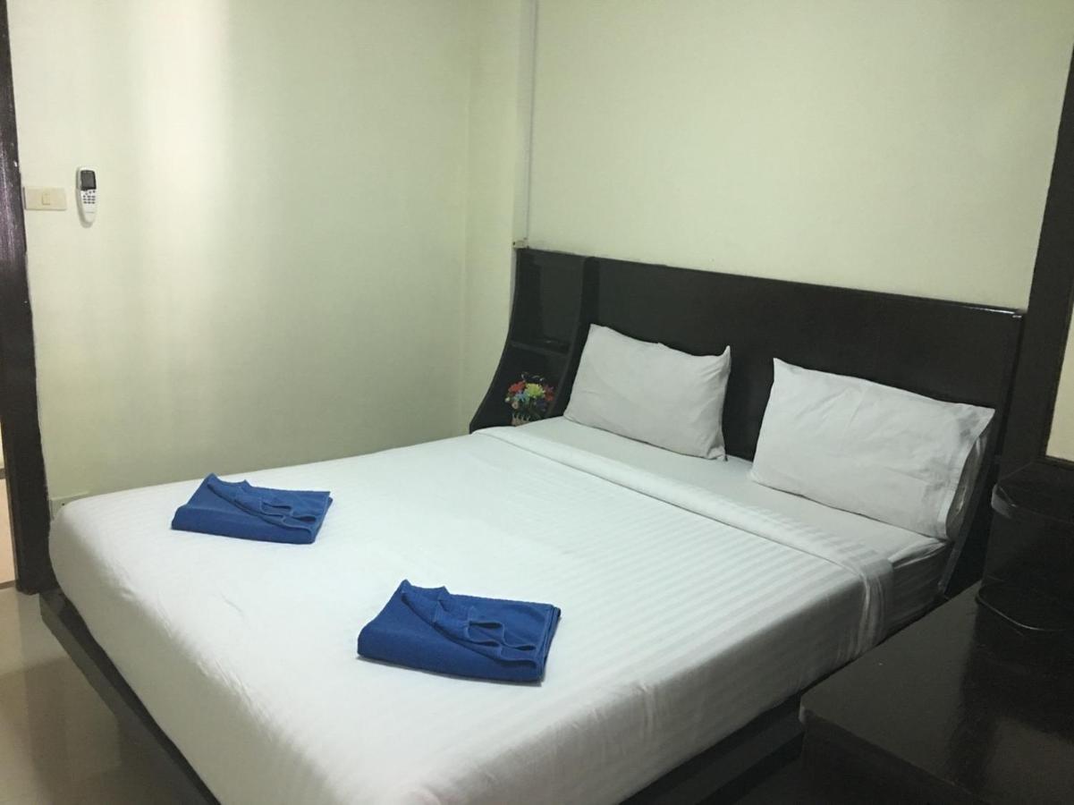 Готель Blueskyhouse Patong Екстер'єр фото