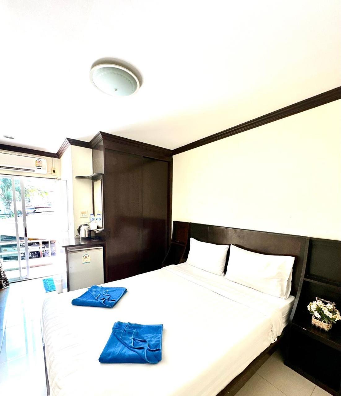 Готель Blueskyhouse Patong Екстер'єр фото