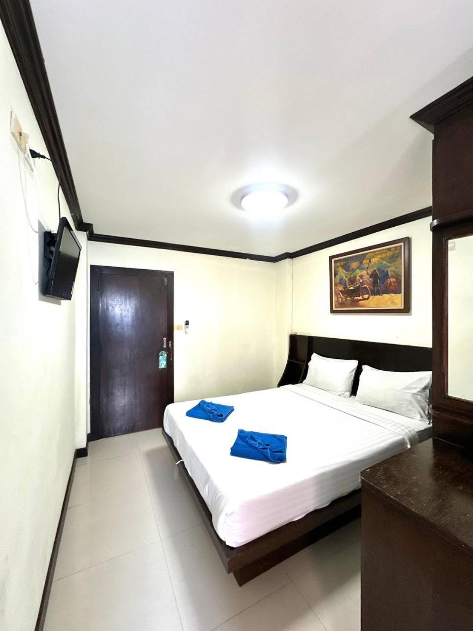 Готель Blueskyhouse Patong Екстер'єр фото