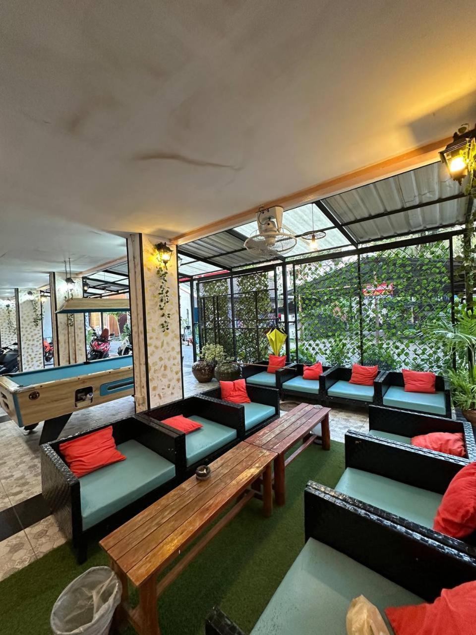 Готель Blueskyhouse Patong Екстер'єр фото