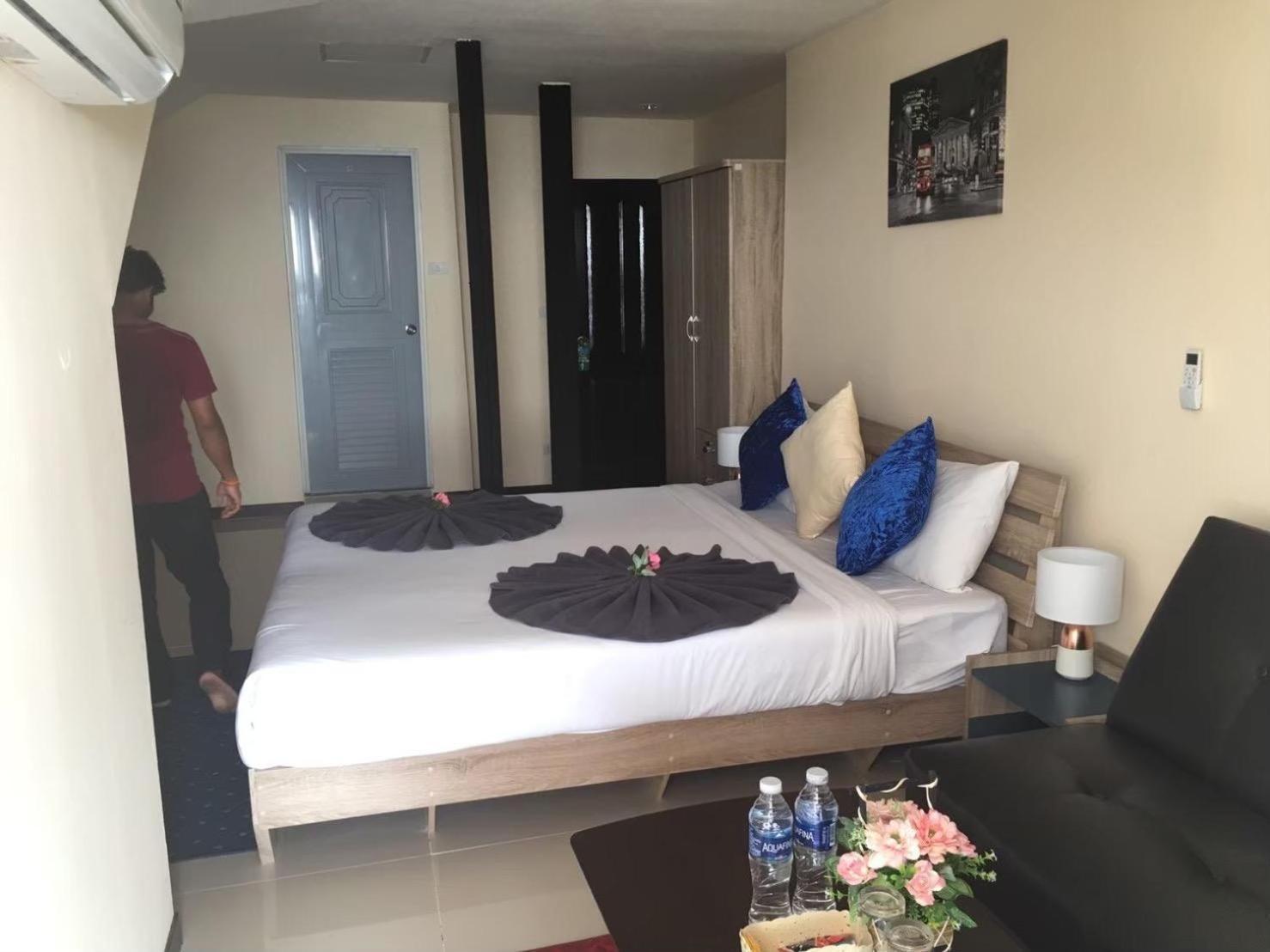 Готель Blueskyhouse Patong Екстер'єр фото